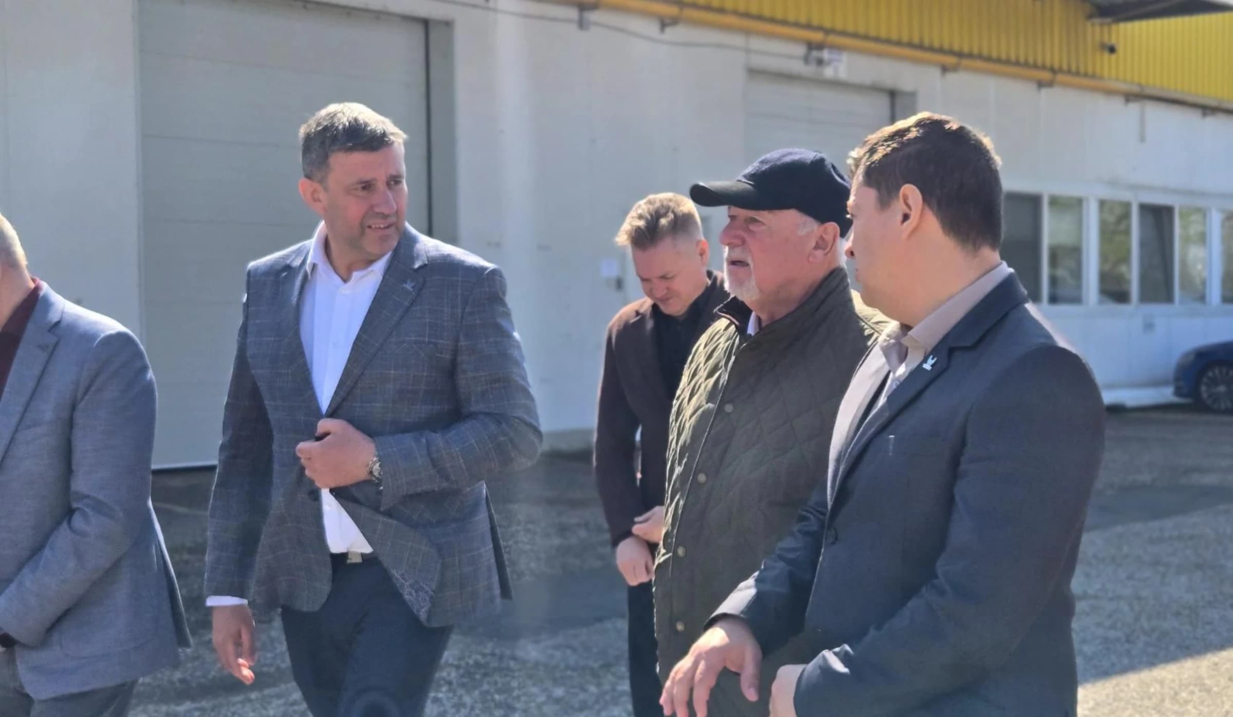 Dentons delegation with Vipulse leadership at Nagykőrös